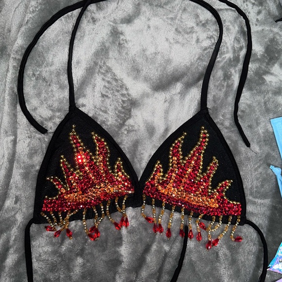 Rave set - Picture 5 of 7